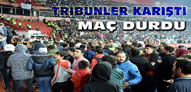 Konya Başakşehir Maçında Tribünler Karıştı-VİDEO