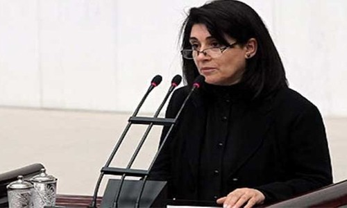 Leyla Zana yeminini tekrarlamadı